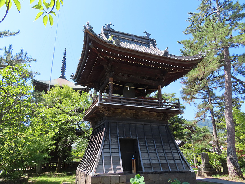 信濃国分寺の釣鐘