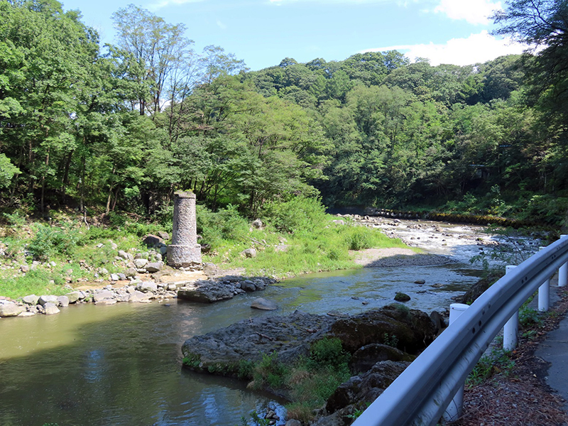 橋脚の跡