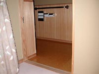 トイレ入口はフラット